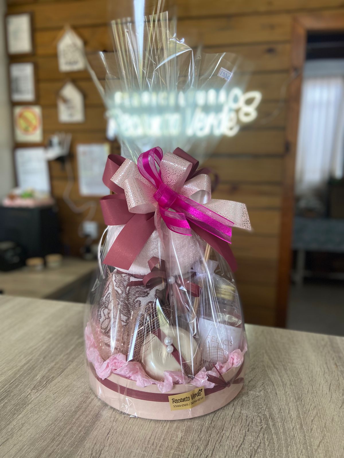 8ce76c21-8425-4b16-9804-17d0d5a5d595